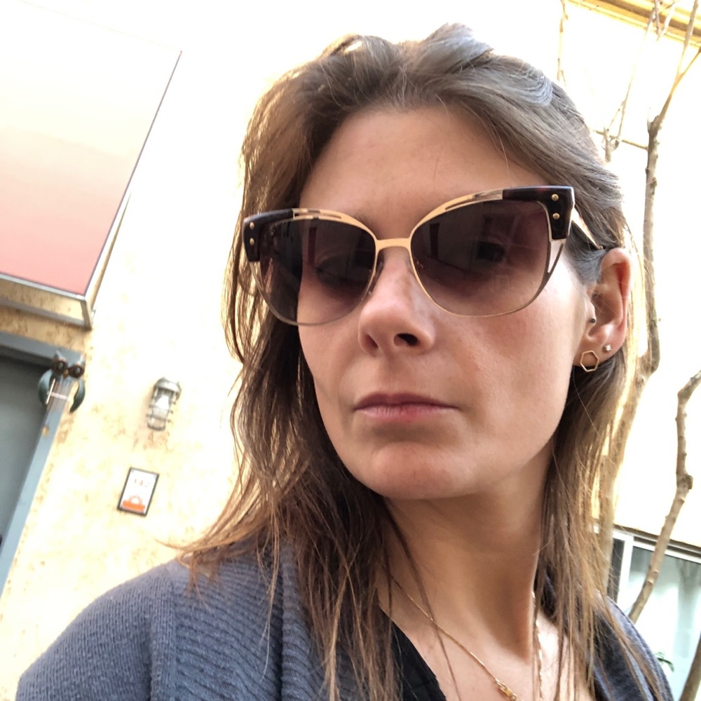 Meet your Posher, Hayley